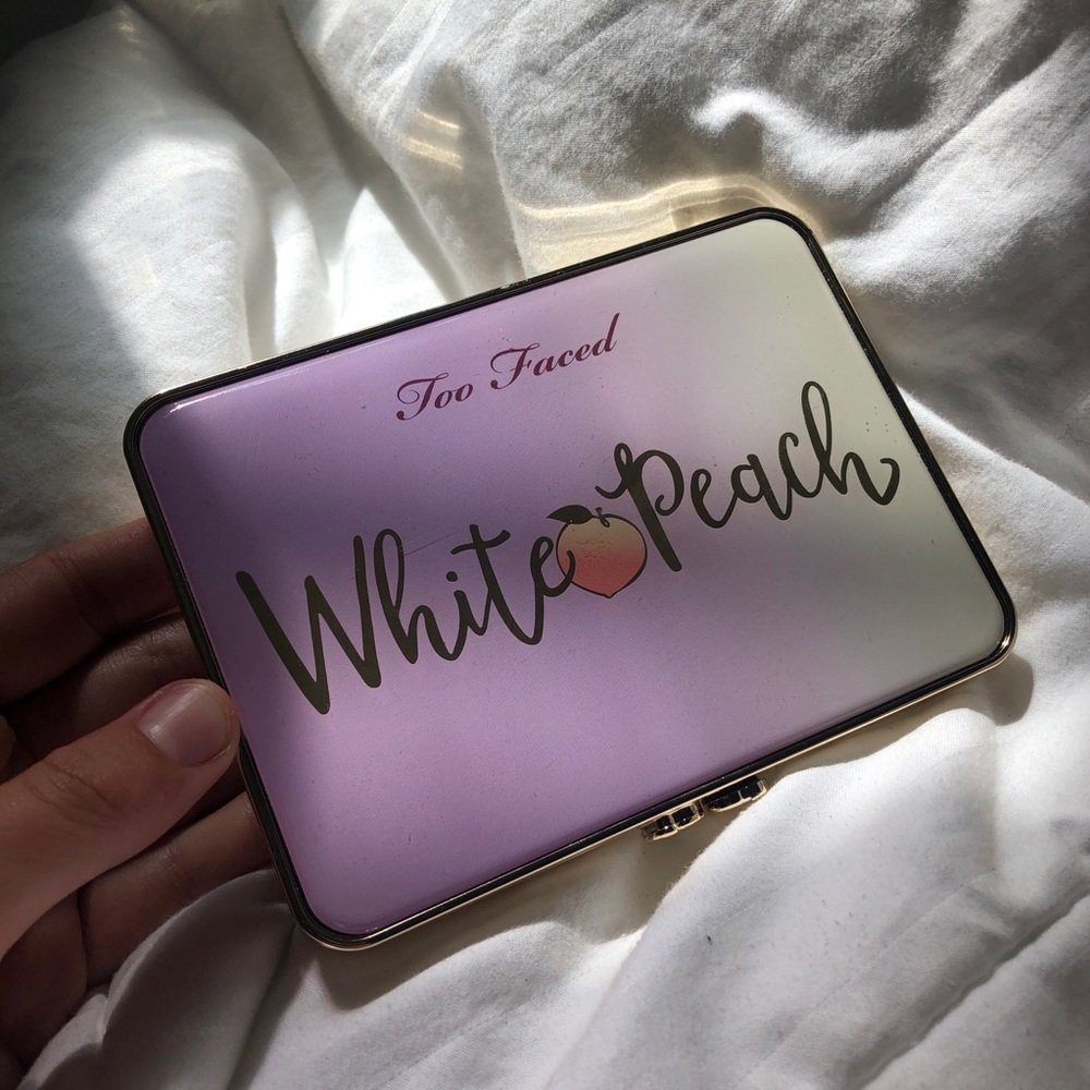 Too Faces White Peach Pallet